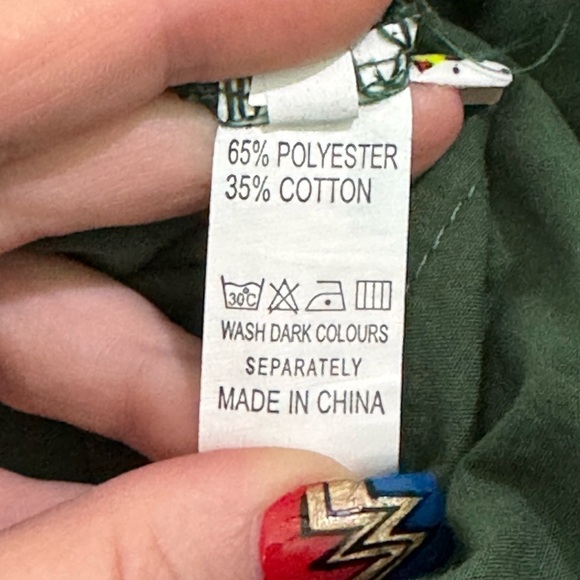 Vintage Red Elephant Green Short Sleeve Top - Picture 14 of 14